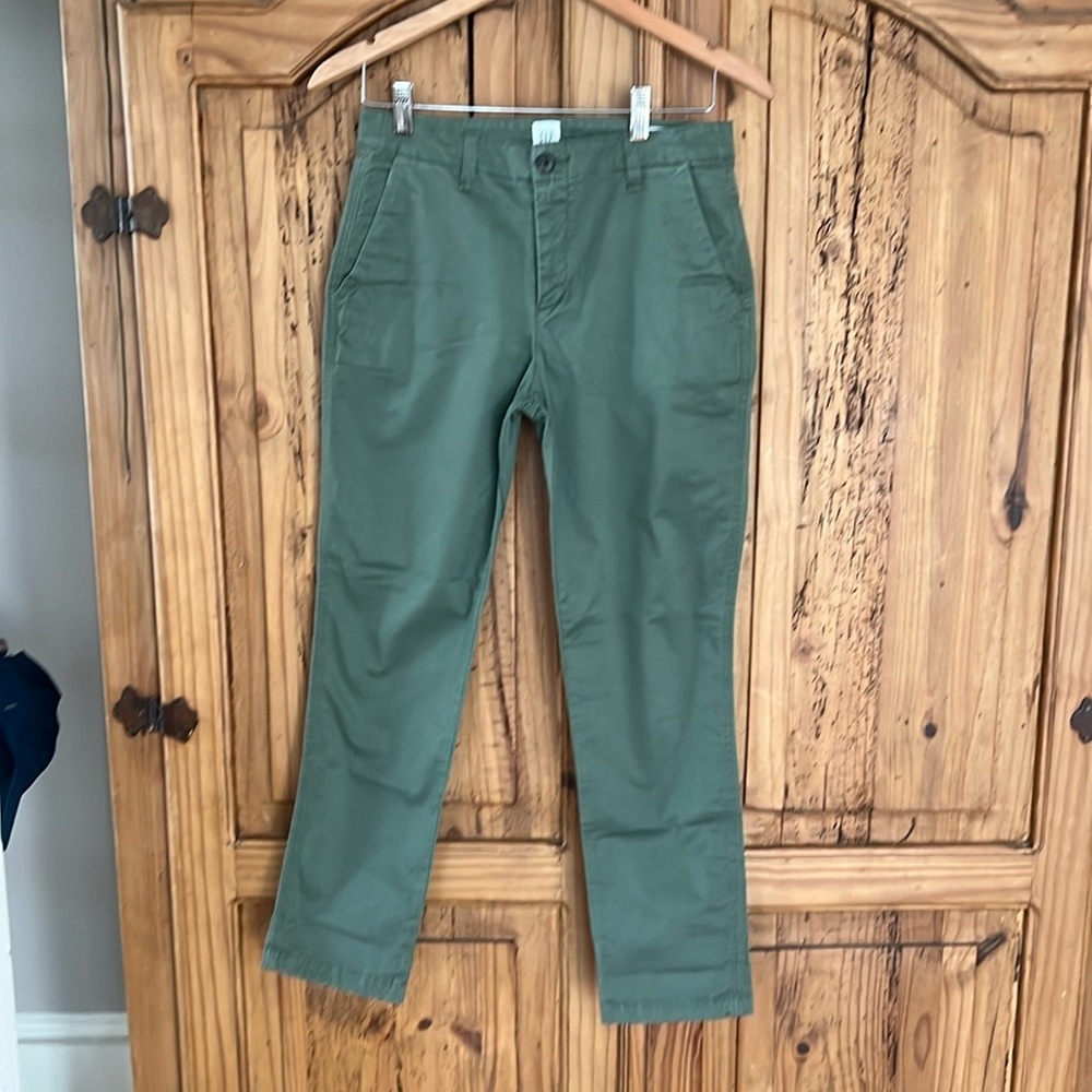 GAP women’s khakis